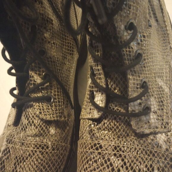 Arizona snake print combat boots with ankle zipper - Picture 9 of 11
